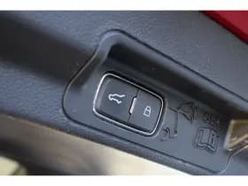 Ford Explorer thumbnail 37