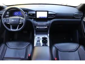 Ford Explorer thumbnail 5