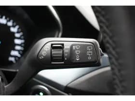 Ford Focus thumbnail 17