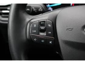 Ford Focus thumbnail 18