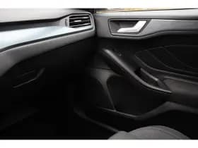 Ford Focus thumbnail 32