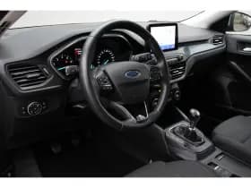 Ford Focus thumbnail 10