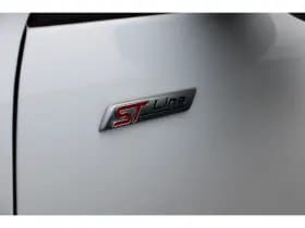 Ford Kuga thumbnail 36