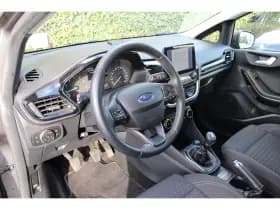 Ford Fiesta thumbnail 4