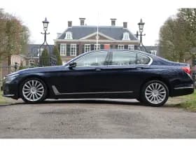 BMW 7-Serie thumbnail 2
