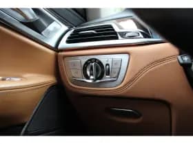 BMW 7-Serie thumbnail 14