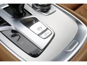 BMW 7-Serie thumbnail 33