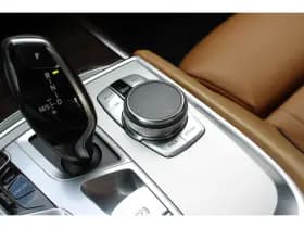 BMW 7-Serie thumbnail 34