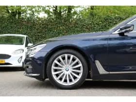 BMW 7-Serie thumbnail 37