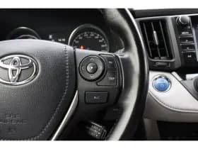 Toyota RAV4 thumbnail 12