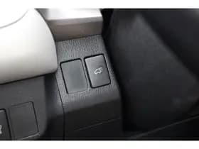 Toyota RAV4 thumbnail 16