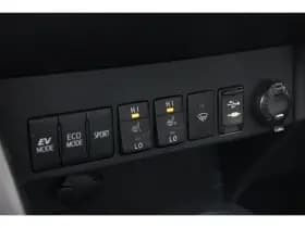 Toyota RAV4 thumbnail 24