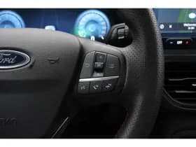 Ford Focus thumbnail 11