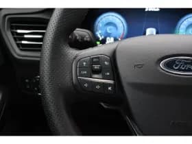 Ford Focus thumbnail 10