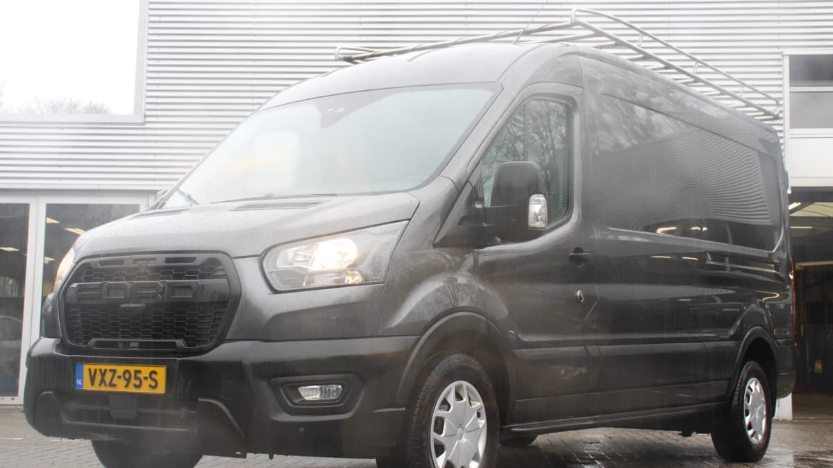 Ford Transit — foto 1