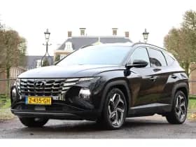 Hyundai Tucson thumbnail 1