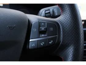 Ford Focus thumbnail 18