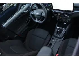 Ford Focus thumbnail 34