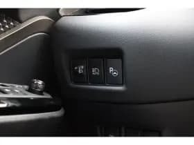 Toyota C-HR thumbnail 15
