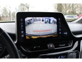 Toyota C-HR thumbnail 18