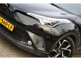 Toyota C-HR thumbnail 31