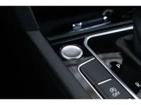 Volkswagen Passat thumbnail 25