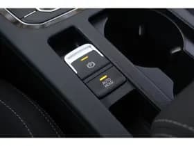 Volkswagen Passat thumbnail 26
