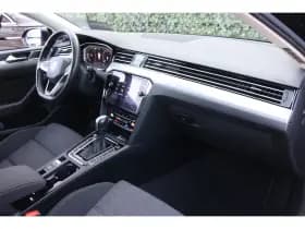 Volkswagen Passat thumbnail 6