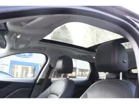 Jaguar F-Pace thumbnail 9