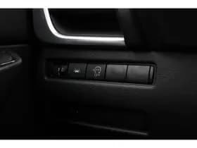 Nissan Qashqai thumbnail 17