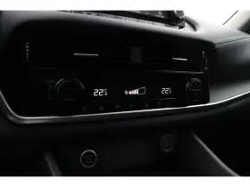 Nissan Qashqai thumbnail 22