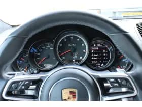 Porsche Cayenne thumbnail 12