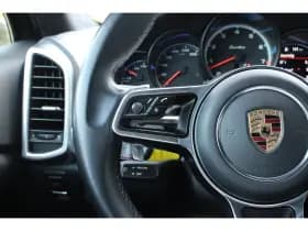 Porsche Cayenne thumbnail 13