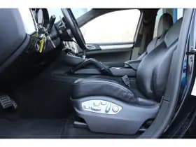 Porsche Cayenne thumbnail 16