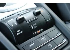 Porsche Cayenne thumbnail 31