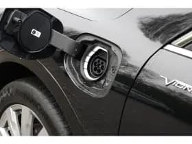 Ford Kuga thumbnail 34