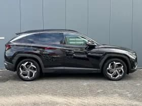 Hyundai Tucson thumbnail 3