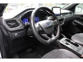 Ford Kuga thumbnail 4