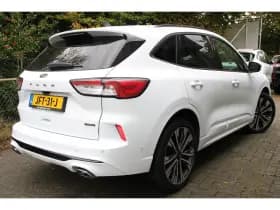 Ford Kuga thumbnail 44