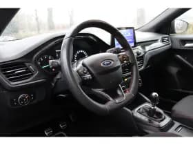 Ford Focus thumbnail 4