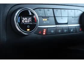 Ford Kuga thumbnail 26