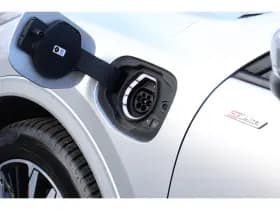 Ford Kuga thumbnail 37