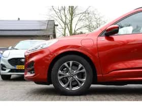 Ford Kuga thumbnail 34
