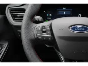 Ford Kuga thumbnail 12