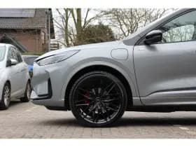 Ford Kuga thumbnail 33