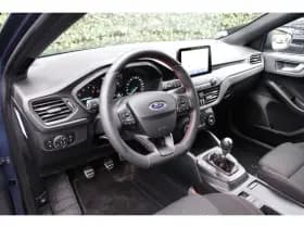 Ford Focus thumbnail 4