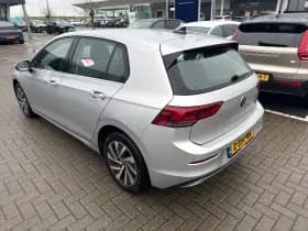 Volkswagen Golf thumbnail 5