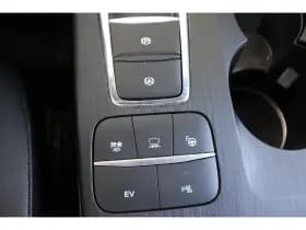 Ford Kuga thumbnail 33