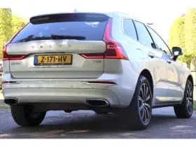 Volvo XC60 thumbnail 3