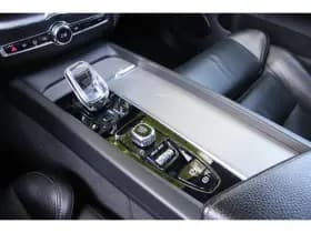 Volvo XC60 thumbnail 25